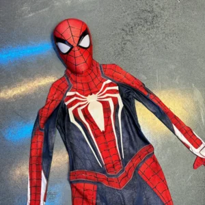 Game4 Suit